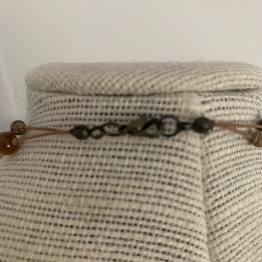 Natural Tiger’s Eye gemstone round necklace - Picture 3 of 4